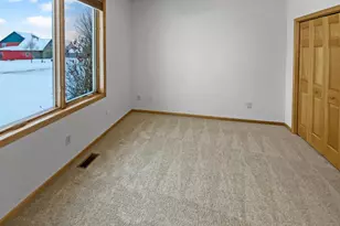 515 Saxon Dr, Elko New Market, MN 55054 - Photo 4