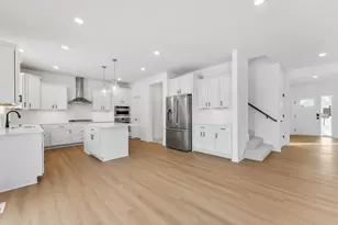 4707 Obsidian Wy, Victoria, MN 55386 - Photo 4