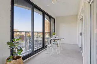 1201 Yale Pl, Minneapolis, MN 55403 - Photo 16