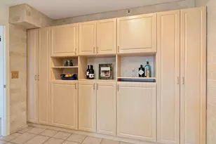 1201 Yale Pl, Minneapolis, MN 55403 - Photo 14