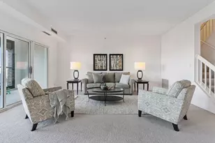 1201 Yale Pl, Minneapolis, MN 55403 - Photo 4