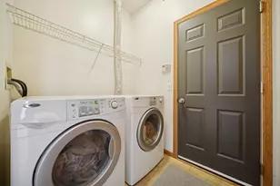 14090 Plymouth Ave, Burnsville, MN 55337 - Photo 12