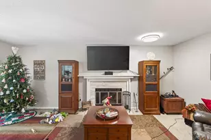 7001 Beacon Cir, Eden Prairie, MN 55346 - Photo 14