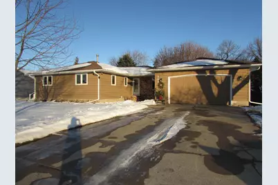 501 S Fairlakes Avenue, Fairmont, MN 56031 - Photo 1