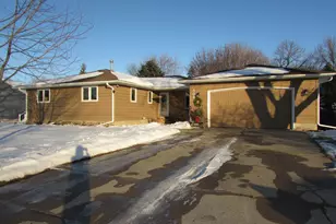 501 S Fairlakes Ave, Fairmont, MN 56031 - Photo 1