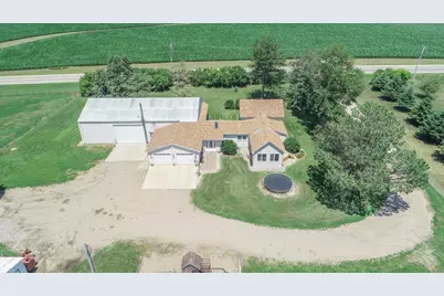 270 31st Street, Hills, MN 56138 - Photo 8