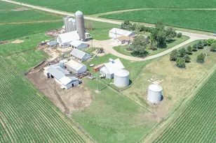 270 31st St, Hills, MN 56138 - Photo 10