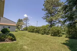 270 31st St, Hills, MN 56138 - Photo 40