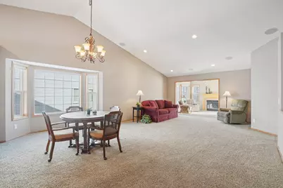 21378 Hytrail Circle, Lakeville, MN 55044 - Photo 6