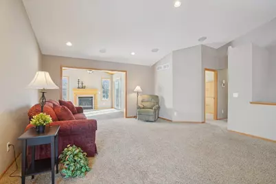 21378 Hytrail Circle, Lakeville, MN 55044 - Photo 8