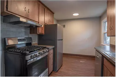 3708 Xenia Avenue N, Crystal, MN 55422 - Photo 4