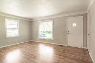 3708 Xenia Ave N, Crystal, MN 55422 - Photo 2