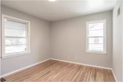 3708 Xenia Avenue N, Crystal, MN 55422 - Photo 8