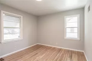 3708 Xenia Ave N, Crystal, MN 55422 - Photo 8