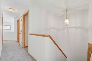 580 Sutherland Dr, Woodbury, MN 55129 - Photo 22