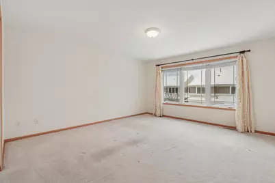 580 Sutherland Drive, Woodbury, MN 55129 - Photo 8