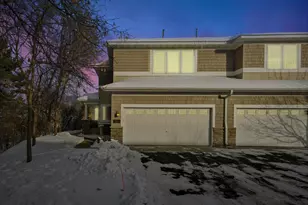 580 Sutherland Dr, Woodbury, MN 55129 - Photo 36