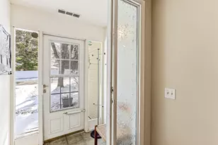 8556 Hiawatha Ave, Eden Prairie, MN 55347 - Photo 4