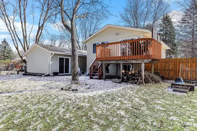 8556 Hiawatha Avenue, Eden Prairie, MN 55347 - Photo 36