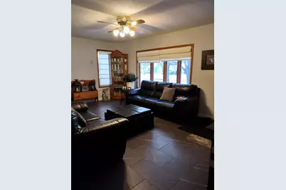 842 Western Avenue, Madison, MN 56256 - Photo 2