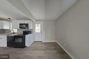 305 S Hill Ave, Ogilvie, MN 56358 - Photo 6