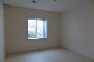 120 N 2nd Ave N, Wahpeton,  58075 - Photo 14