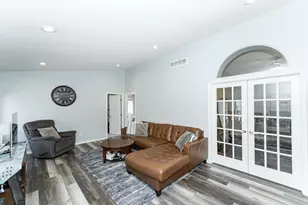 1896 Waterford Pl SW, Rochester, MN 55902 - Photo 8