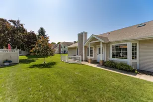 1896 Waterford Pl SW, Rochester, MN 55902 - Photo 24