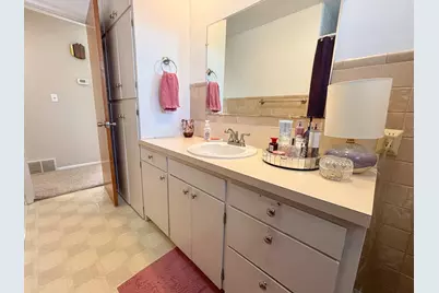 13 N Court Street, Morris, MN 56267 - Photo 22