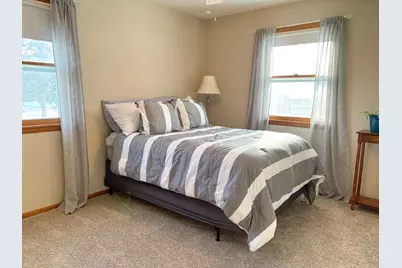 13 N Court Street, Morris, MN 56267 - Photo 16