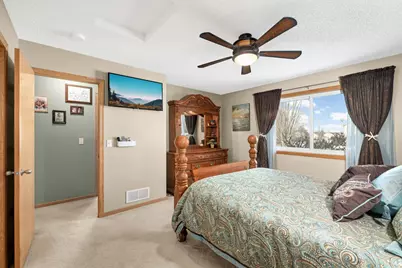 601 Dillon Avenue N, Montrose, MN 55363 - Photo 14