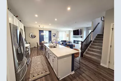 2234 Gateway Curve, North Saint Paul, MN 55109 - Photo 6