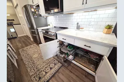 2234 Gateway Curve, North Saint Paul, MN 55109 - Photo 10