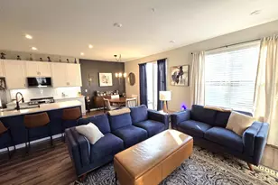 2234 Gateway Curv, North Saint Paul, MN 55109 - Photo 14