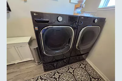 2234 Gateway Curve, North Saint Paul, MN 55109 - Photo 36