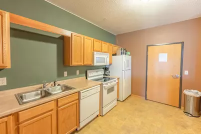 1590 Parkwood Drive #102, Woodbury, MN 55125 - Photo 20