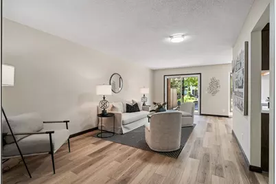 1940 Dupont Avenue S, Minneapolis, MN 55403 - Photo 8