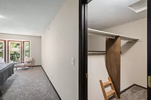 1940 Dupont Ave S, Minneapolis, MN 55403 - Photo 18