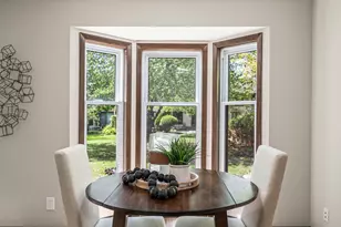 1940 Dupont Ave S, Minneapolis, MN 55403 - Photo 10