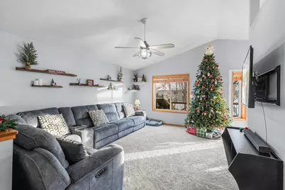 4862 190th Street W, Farmington, MN 55024 - Photo 2