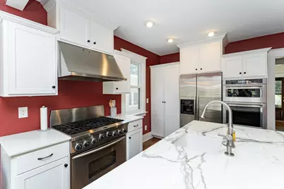 811 6th Street SW, Rochester, MN 55902 - Photo 18