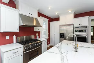 811 6th St SW, Rochester, MN 55902 - Photo 18