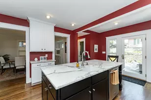 811 6th St SW, Rochester, MN 55902 - Photo 8