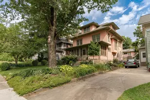 811 6th St SW, Rochester, MN 55902 - Photo 2