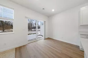 3022 Basswood St, Little Canada, MN 55117 - Photo 8