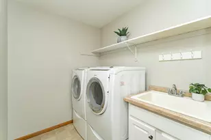 948 Southern Ridge Dr SW, Rochester, MN 55902 - Photo 24