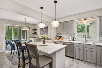 8920 Darnel Road, Eden Prairie, MN 55347 - Photo 14