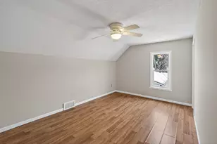 305 Osceola Ave S, Saint Paul, MN 55102 - Photo 18