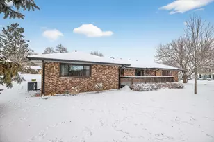 1885 Heather Ct, West Saint Paul, MN 55118 - Photo 6