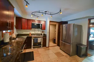 1410 Folwell Dr SW, Rochester, MN 55902 - Photo 8